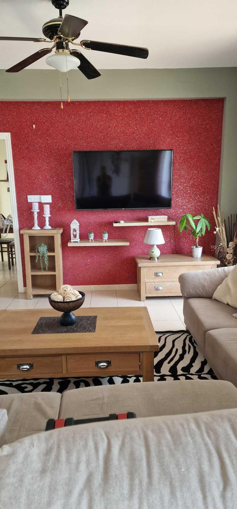 3-bedroom maisonette to rent: https://www.bazaraki.com/adv/5787942_3-bedroom-maisonette-to-rent (www.bazaraki.com)