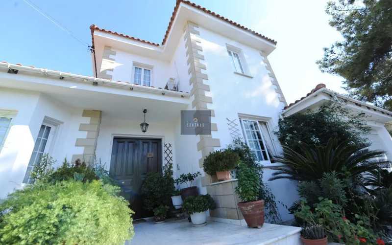 3-bedroom detached house for sale: https://www.bazaraki.com/adv/5791315_3-bedroom-detached-house-for-sale (www.bazaraki.com)