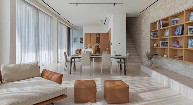 4-bedroom villa for sale: https://www.bazaraki.com/adv/5789217_4-bedroom-villa-for-sale (www.bazaraki.com)