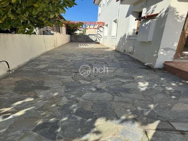 3-bedroom detached house for sale: https://www.bazaraki.com/adv/5786775_3-bedroom-detached-house-for-sale (www.bazaraki.com)