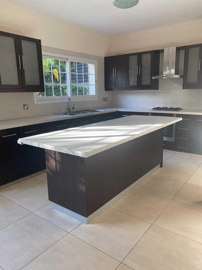 3-bedroom detached house to rent: https://www.bazaraki.com/adv/5786906_3-bedroom-detached-house-to-rent (www.bazaraki.com)