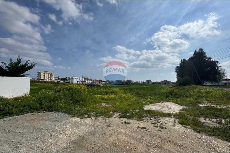 Residential land 6139 m²: https://www.bazaraki.com/adv/5789312_residential-land-6139-m2 (www.bazaraki.com)