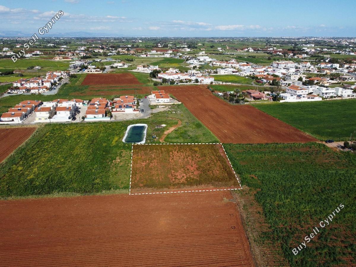 2,471 SQM Land for sale in Xylofagou, Larnaca: https://www.buysellcyprus.com/property-for-sale/larnaca/xylofagou/land-for-sale-xylofagou-larnaca-1795282.html (www.buysellcyprus.com)