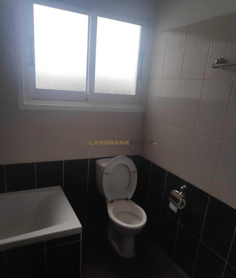 2-bedroom penthouse to rent: https://www.bazaraki.com/adv/5792984_2-bedroom-penthouse-to-rent (www.bazaraki.com)