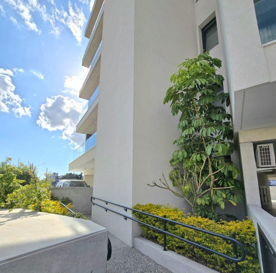 3-bedroom flat in Limassol №152905: https://dom.com.cy/en/catalog/rent/152905/ (dom.com.cy)