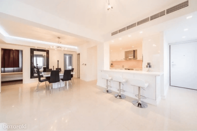 3-bedroom apartment to rent: https://www.bazaraki.com/adv/5761972_3-bedroom-apartment-to-rent (www.bazaraki.com)