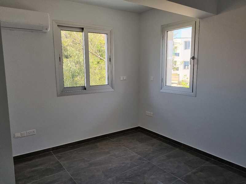 2-bedroom apartment to rent: https://www.bazaraki.com/adv/5797565_2-bedroom-apartment-to-rent (www.bazaraki.com)