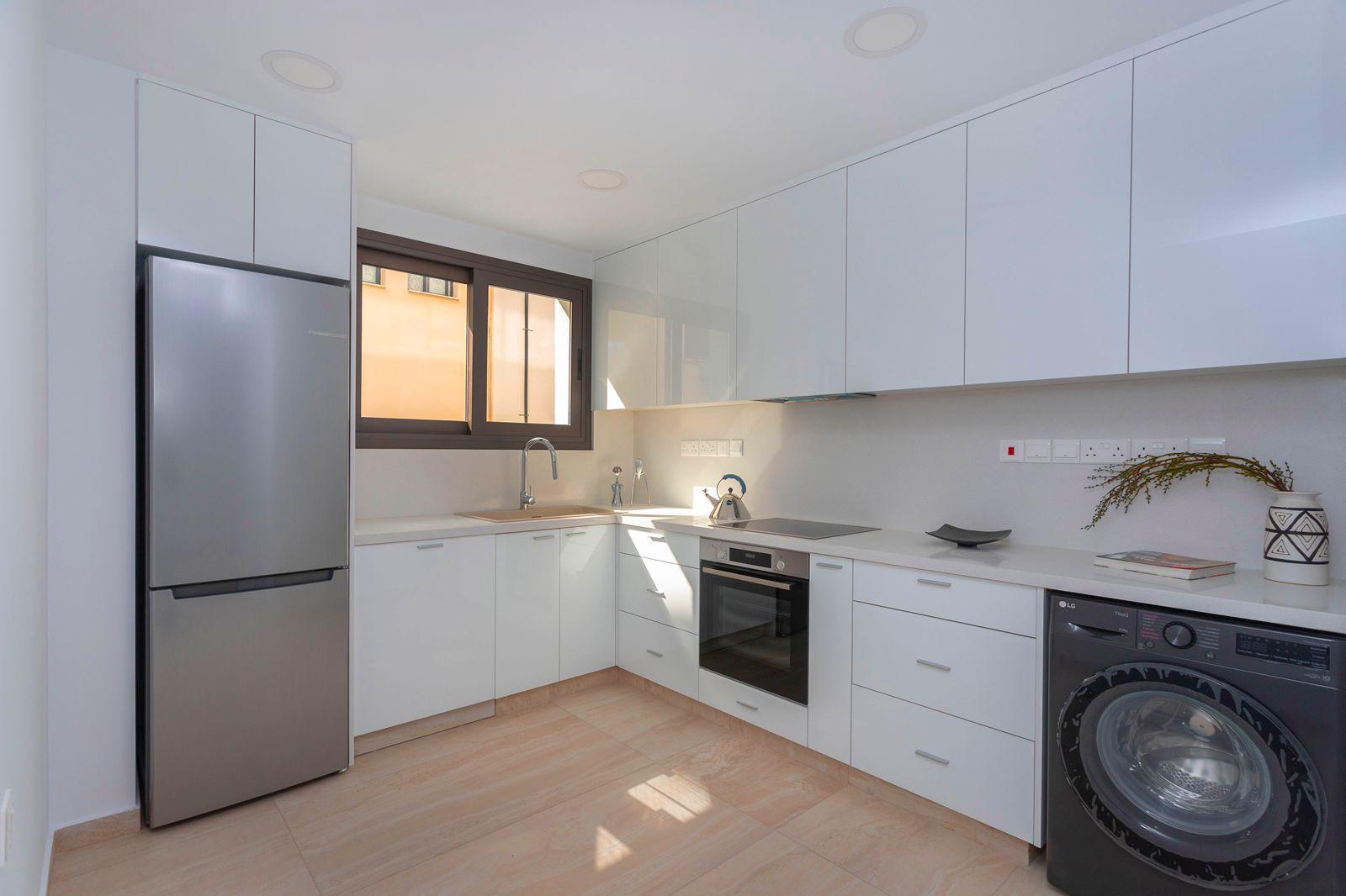 New 2-bedroom flat in Limassol № 152948: https://dom.com.cy/en/catalog/sale/152948/ (dom.com.cy)