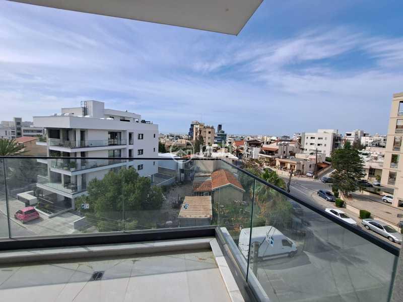 2-bedroom penthouse to rent: https://www.bazaraki.com/adv/5795381_2-bedroom-penthouse-to-rent (www.bazaraki.com)
