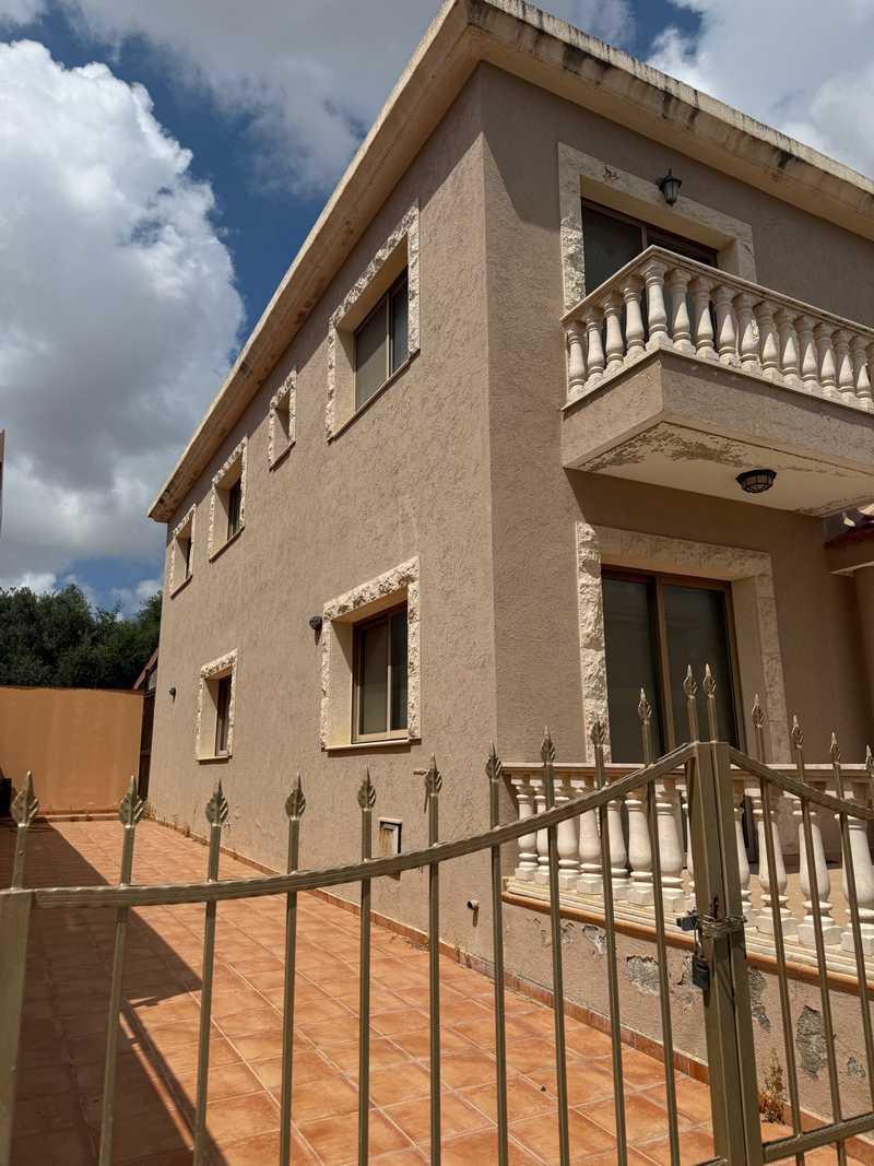 3-bedroom detached house for sale: https://www.bazaraki.com/adv/5790903_3-bedroom-detached-house-for-sale (www.bazaraki.com)