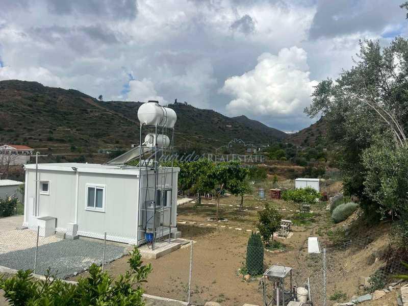 Agricultural land 576 m²: https://www.bazaraki.com/adv/5797553_agricultural-land-576-m2 (www.bazaraki.com)