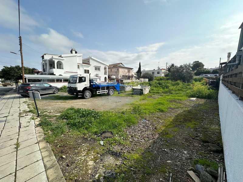 Residential land 556 m²: https://www.bazaraki.com/adv/5795188_residential-land-556-m2 (www.bazaraki.com)