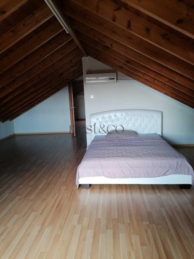 6-bedroom villa for sale: https://www.bazaraki.com/adv/5798373_6-bedroom-villa-for-sale (www.bazaraki.com)