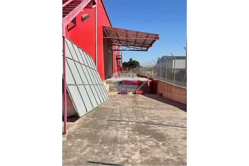 Prime industrial warehouse in aradippou: https://www.bazaraki.com/adv/5789318_prime-industrial-warehouse-in-aradippou (www.bazaraki.com)