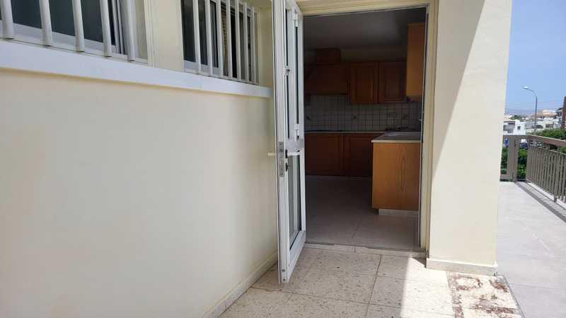 3-bedroom penthouse for sale: https://www.bazaraki.com/adv/5793250_3-bedroom-penthouse-for-sale (www.bazaraki.com)