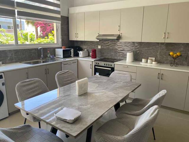 Room for one person only in strovolos area all bills included: https://www.bazaraki.com/adv/5786828_room-for-one-person-only-in-strovolos-area-all-bills-included (www.bazaraki.com)