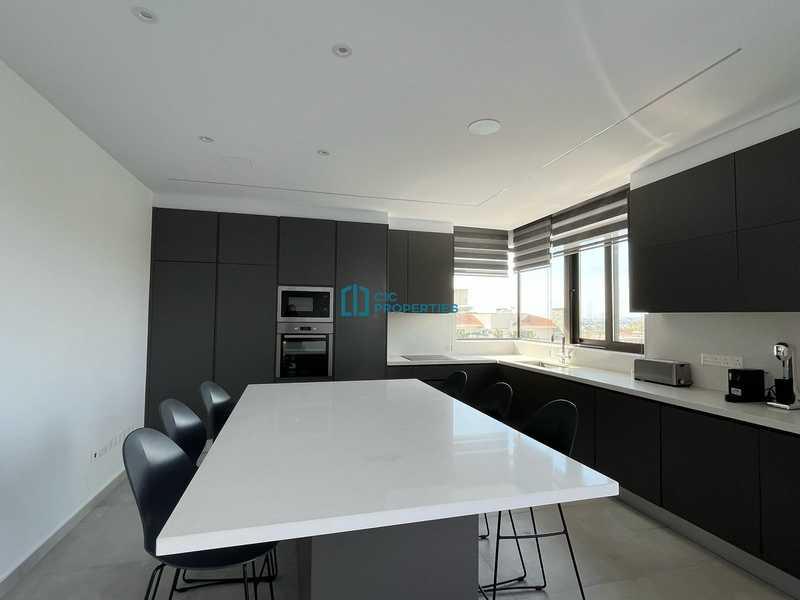 3-bedroom villa to rent: https://www.bazaraki.com/adv/5789012_3-bedroom-villa-to-rent (www.bazaraki.com)