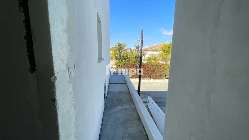2-bedroom apartment to rent: https://www.bazaraki.com/adv/5786760_2-bedroom-apartment-to-rent (www.bazaraki.com)