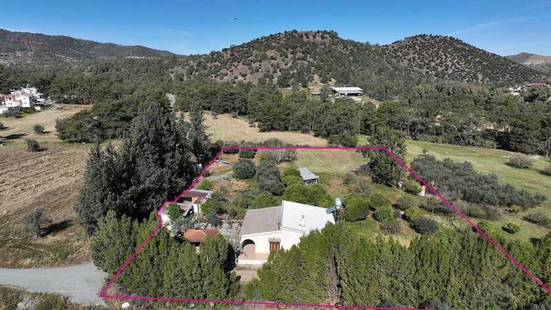 Residential land 6948 m²: https://www.bazaraki.com/adv/5799052_residential-land-6948-m2 (www.bazaraki.com)