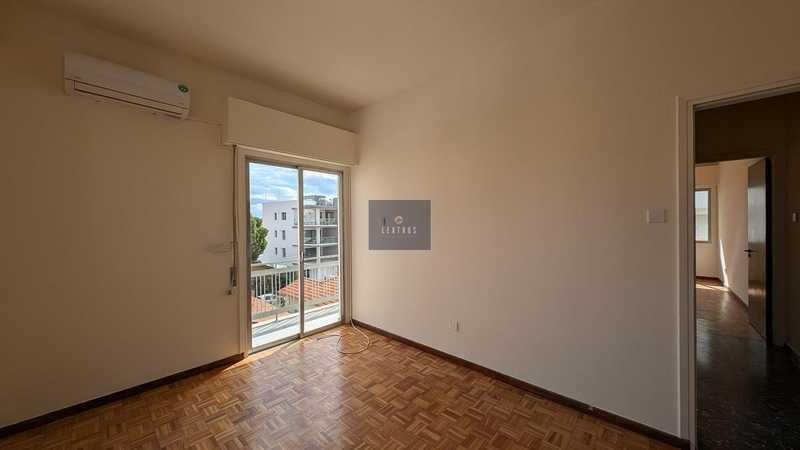 4-bedroom apartment for sale: https://www.bazaraki.com/adv/5766163_4-bedroom-apartment-for-sale (www.bazaraki.com)