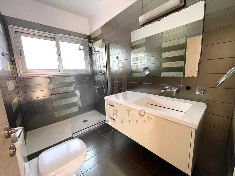 5-bedroom villa to rent: https://www.bazaraki.com/adv/5797382_5-bedroom-villa-to-rent (www.bazaraki.com)