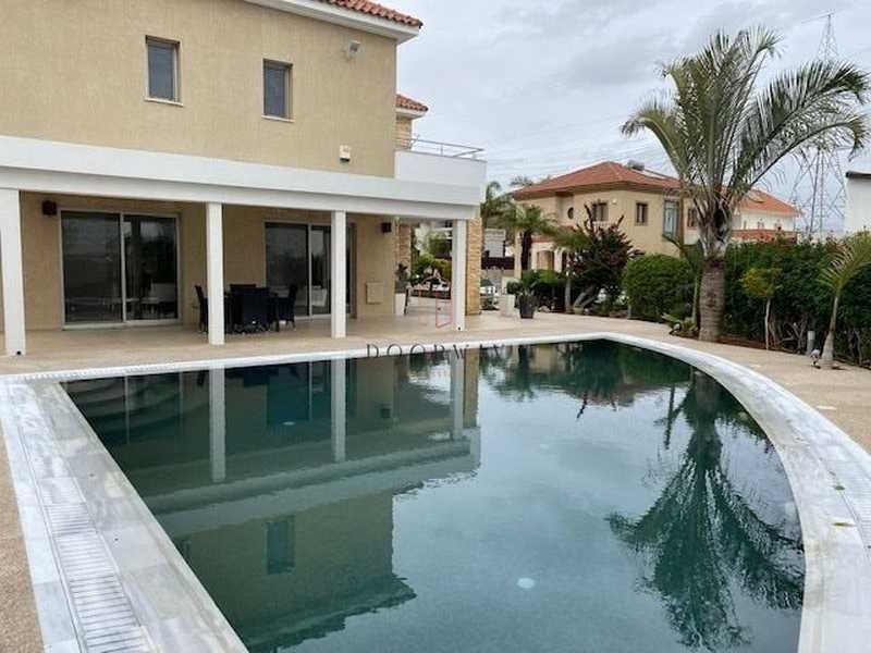 6-bedroom detached house for sale: https://www.bazaraki.com/adv/5794773_6-bedroom-detached-house-for-sale (www.bazaraki.com)