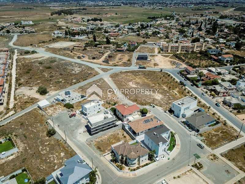 Residential land 4348 m²: https://www.bazaraki.com/adv/5797763_residential-land-4348-m2 (www.bazaraki.com)
