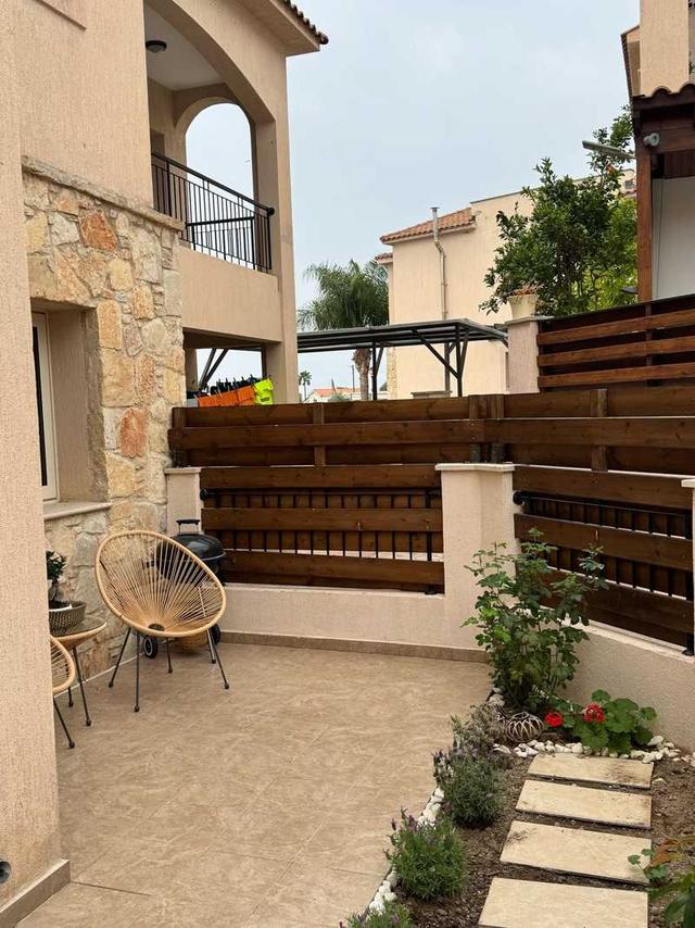  1-bedroom apartment to rent: https://www.bazaraki.com/adv/5793135_1-bedroom-apartment-to-rent (www.bazaraki.com)