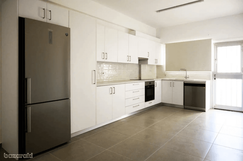2-bedroom apartment to rent: https://www.bazaraki.com/adv/5798555_2-bedroom-apartment-to-rent (www.bazaraki.com)