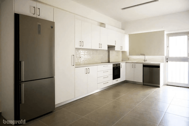 2-bedroom apartment to rent: https://www.bazaraki.com/adv/5798555_2-bedroom-apartment-to-rent (www.bazaraki.com)