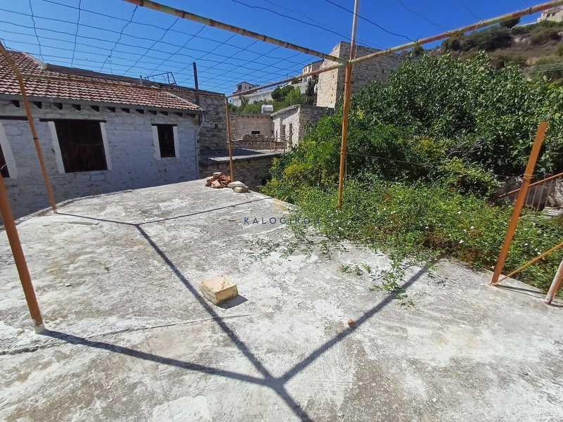 4-bedroom semi-detached for sale: https://www.bazaraki.com/adv/5787352_4-bedroom-semi-detached-for-sale (www.bazaraki.com)