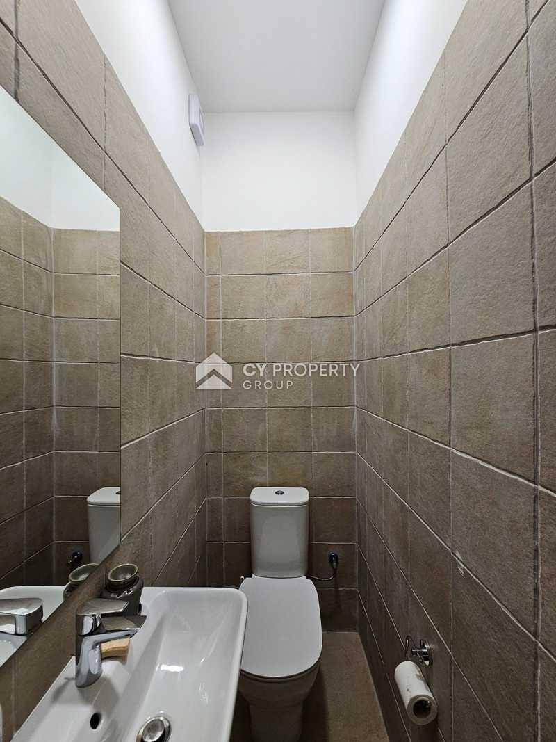 3-bedroom apartment to rent: https://www.bazaraki.com/adv/5786970_3-bedroom-apartment-to-rent (www.bazaraki.com)