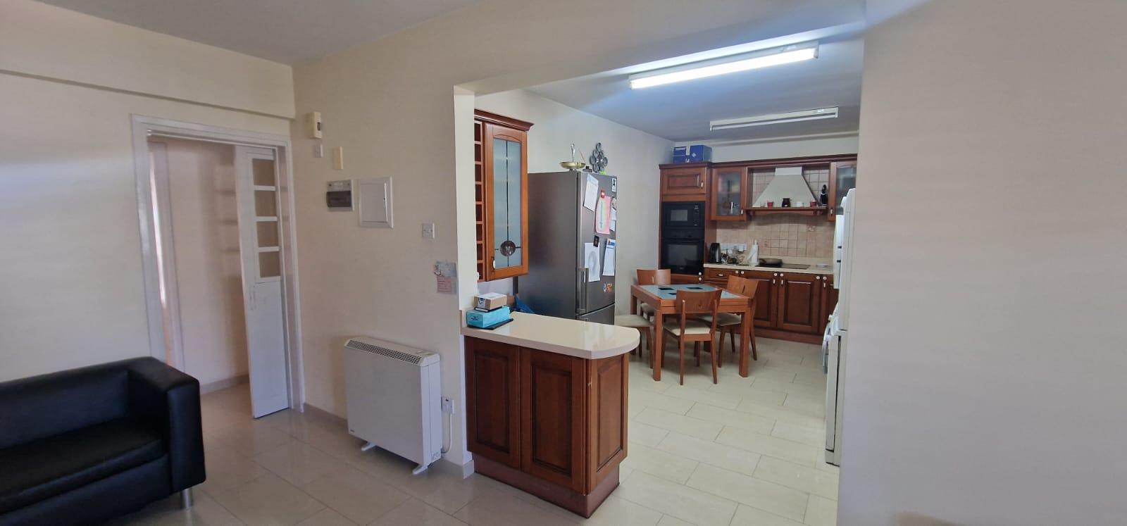 3-bedroom flat in Nicosia № 152152: https://dom.com.cy/en/catalog/sale/152152/ (dom.com.cy)
