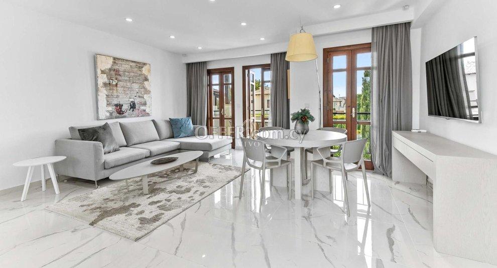 SPACIOUS 2 BEDROOM APARTMENT IN APHRODITE HILLS: https://www.offer.com.cy/en/spacious-2-bedroom-apartment-in-aphrodite-hills/21-816699/ (www.offer.com.cy)