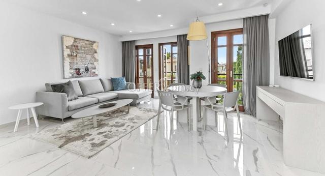 SPACIOUS 2 BEDROOM APARTMENT IN APHRODITE HILLS: https://www.offer.com.cy/en/spacious-2-bedroom-apartment-in-aphrodite-hills/21-816699/ (www.offer.com.cy)