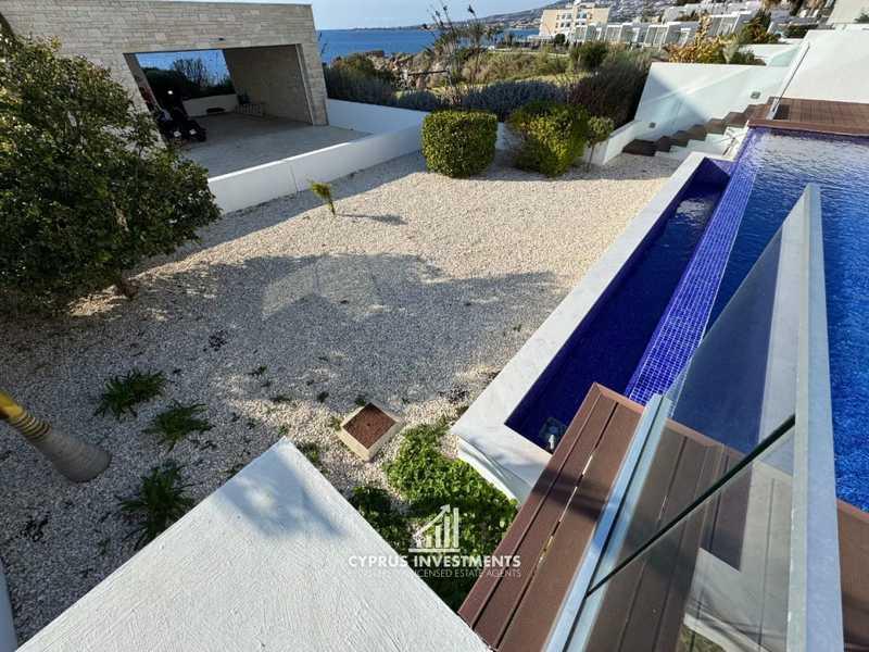 4-bedroom detached house for sale: https://www.bazaraki.com/adv/5786134_4-bedroom-detached-house-for-sale (www.bazaraki.com)