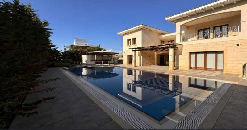5-bedroom detached house for sale: https://www.bazaraki.com/adv/5789286_5-bedroom-detached-house-for-sale (www.bazaraki.com)