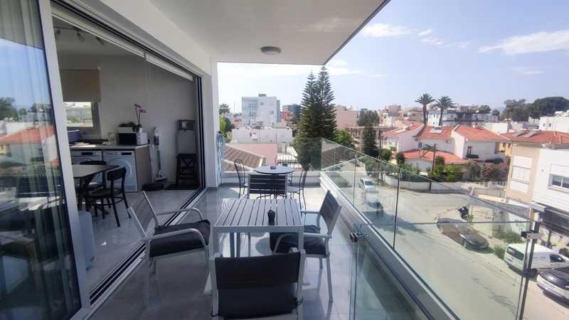 2-bedroom apartment to rent: https://www.bazaraki.com/adv/5797635_2-bedroom-apartment-to-rent (www.bazaraki.com)