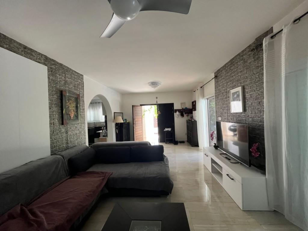 4 Bedroom Detached House For Sale: https://www.zyprus.com/property/39392/4-bedrooms-house-detached-house-in-emba-paphos (www.zyprus.com)