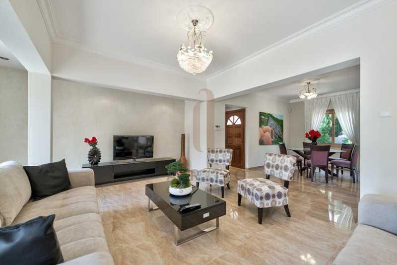  3-bedroom villa to rent: https://www.bazaraki.com/adv/5793263_3-bedroom-villa-to-rent (www.bazaraki.com)