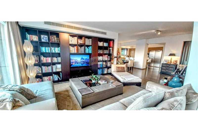 4-bedroom penthouse for sale: https://www.bazaraki.com/adv/5798089_4-bedroom-penthouse-for-sale (www.bazaraki.com)