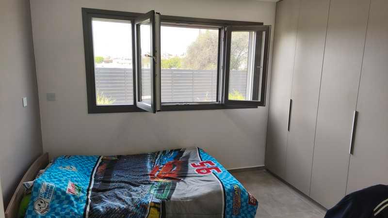 5-bedroom detached house for sale: https://www.bazaraki.com/adv/5786449_5-bedroom-detached-house-for-sale (www.bazaraki.com)