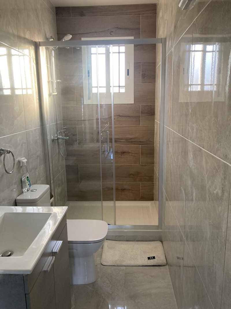 1-bedroom penthouse to rent: https://www.bazaraki.com/adv/5797649_1-bedroom-penthouse-to-rent (www.bazaraki.com)