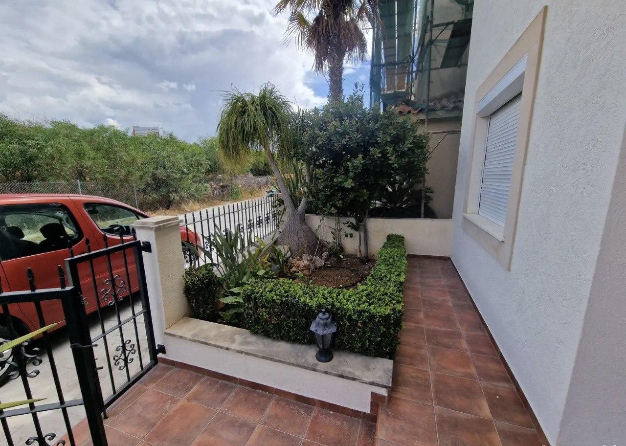 2-bedroom house in Limassol №153880: https://dom.com.cy/en/catalog/rent/153880/ (dom.com.cy)