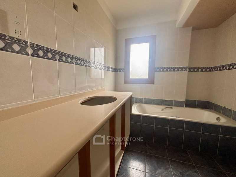 5-bedroom villa for sale: https://www.bazaraki.com/adv/5796269_5-bedroom-villa-for-sale (www.bazaraki.com)