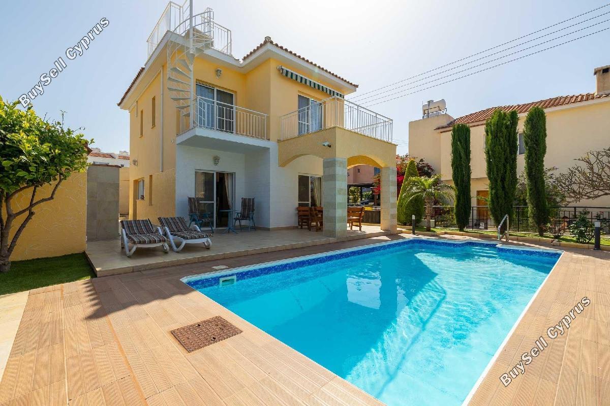 3 Bedroom Detached house for sale in Peyia, Paphos: https://www.buysellcyprus.com/property-for-sale/paphos/peyia/3-bed-detached-house-for-sale-peyia-paphos-1796521.html (www.buysellcyprus.com)