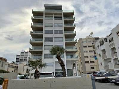 2 bedroom towncentre for Rent: https://www.facebook.com/marketplace/item/580472527890056 (www.facebook.com)