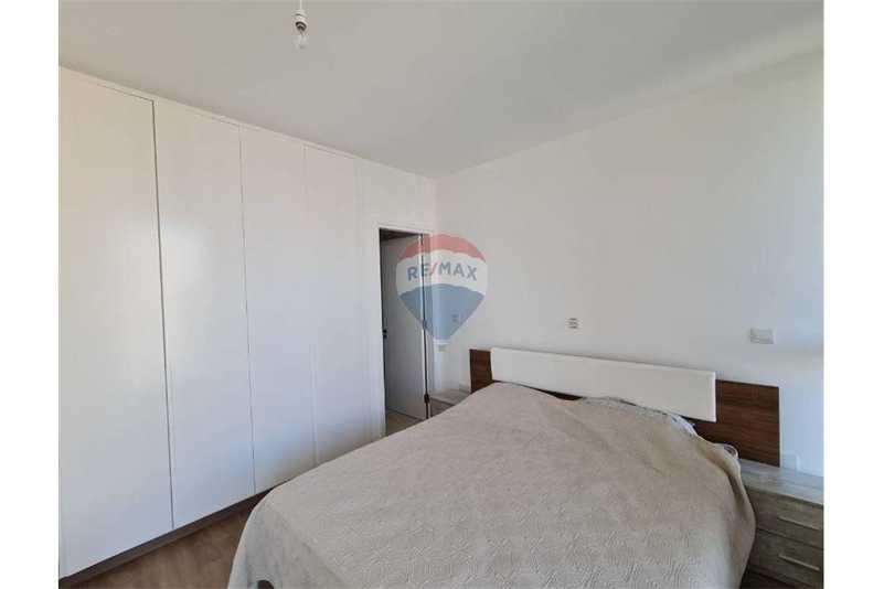 3-bedroom penthouse for sale: https://www.bazaraki.com/adv/5797859_3-bedroom-penthouse-for-sale (www.bazaraki.com)