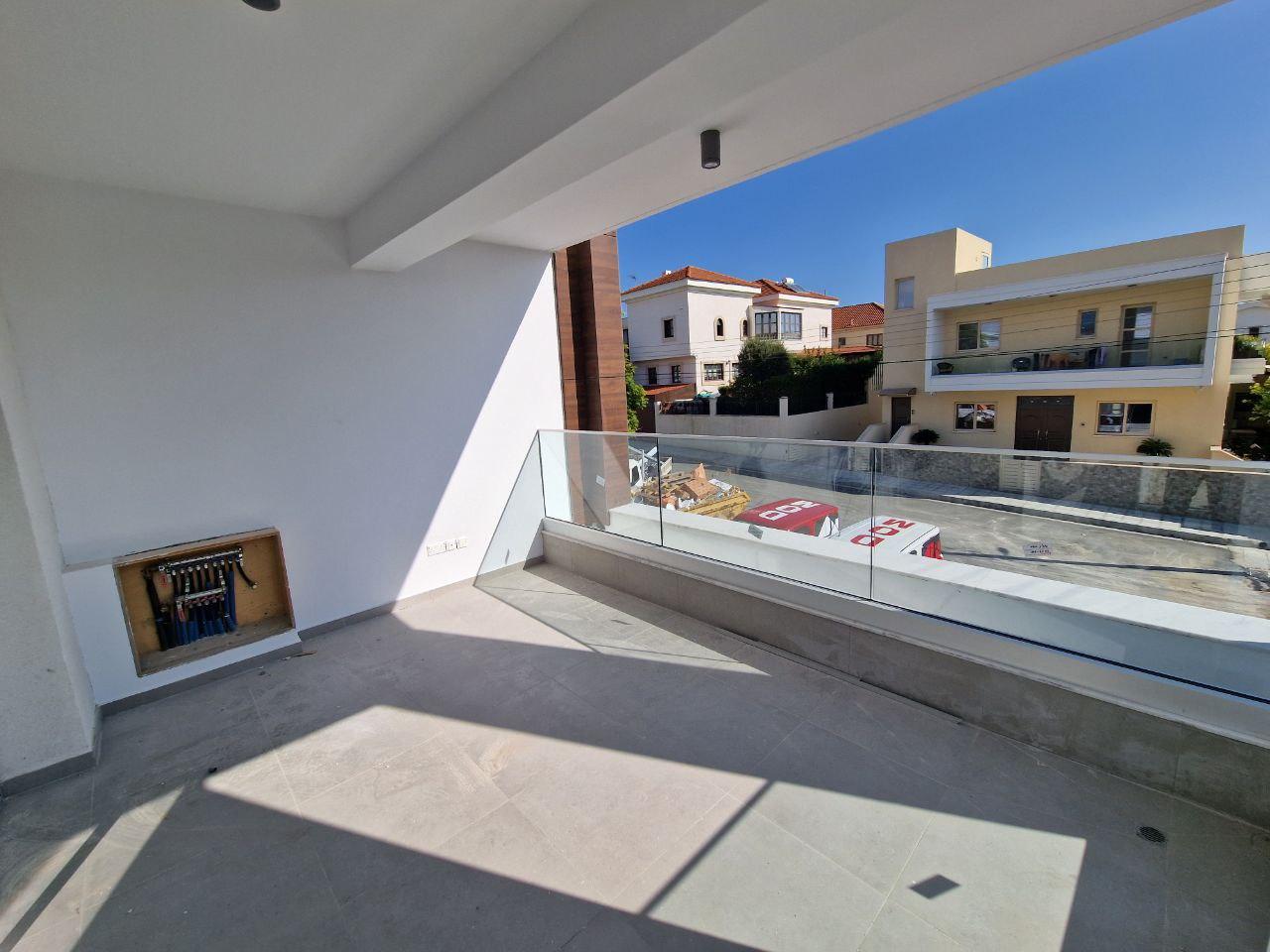 New residential building in Larnaca № 153921: https://dom.com.cy/en/catalog/sale/153921/ (dom.com.cy)