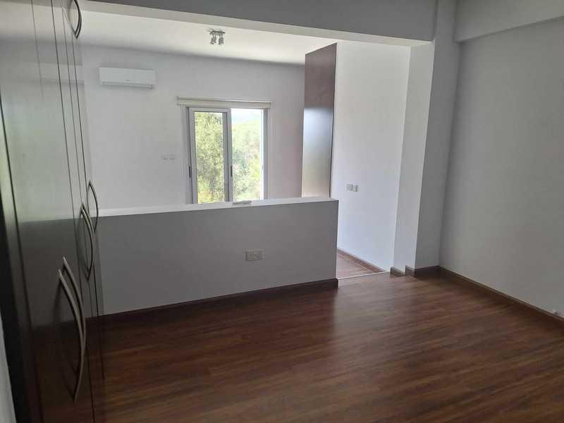 3-bedroom detached house to rent: https://www.bazaraki.com/adv/5793514_3-bedroom-detached-house-to-rent (www.bazaraki.com)